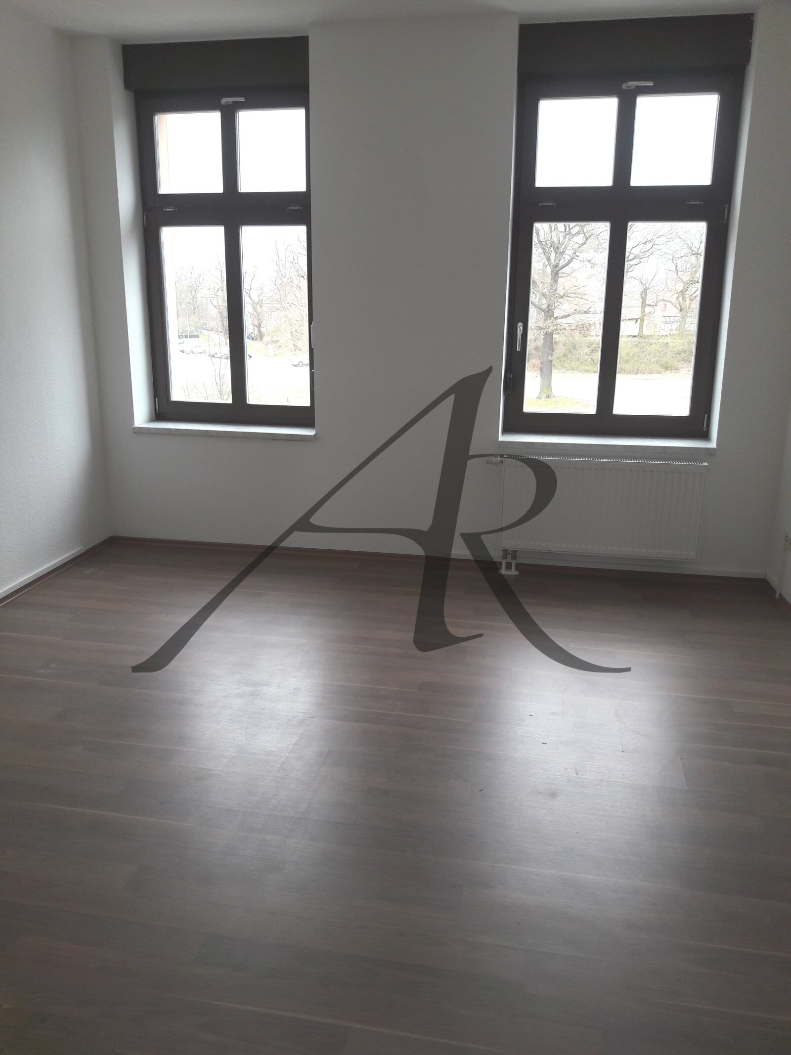 Stendal Nord: 2 Zimmer, Balkon, Einbauküche, Dusche Stendal Nord: 2 Zimmer, Balkon, Einbauküche, Dusche