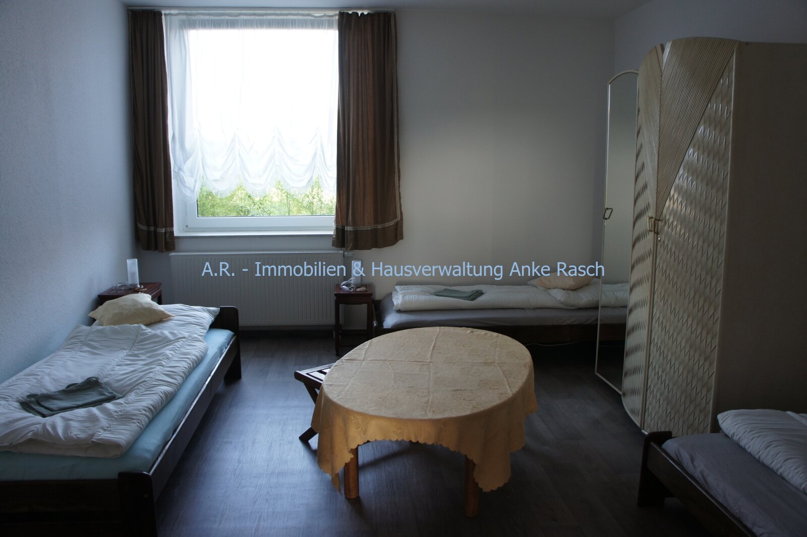 Zimmer mit 3 Betten